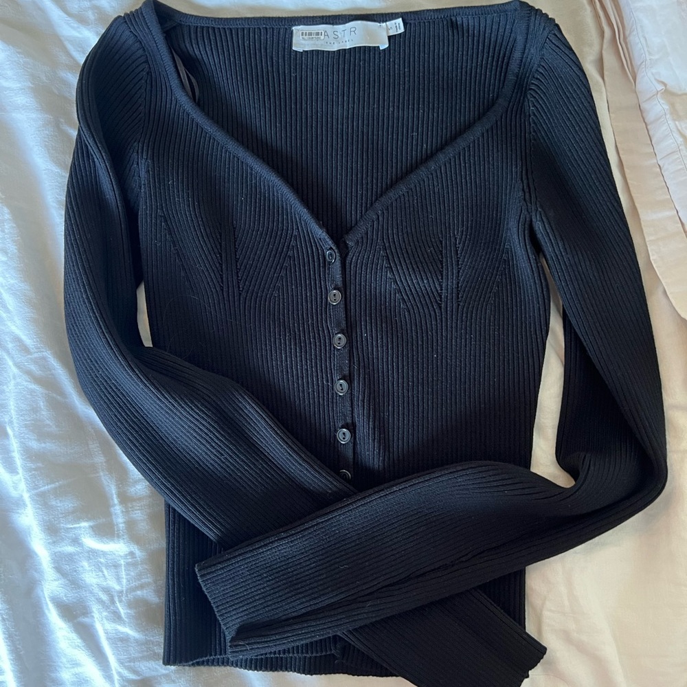 ASTR - Ribbed Cardigan - Picture 2 of 3